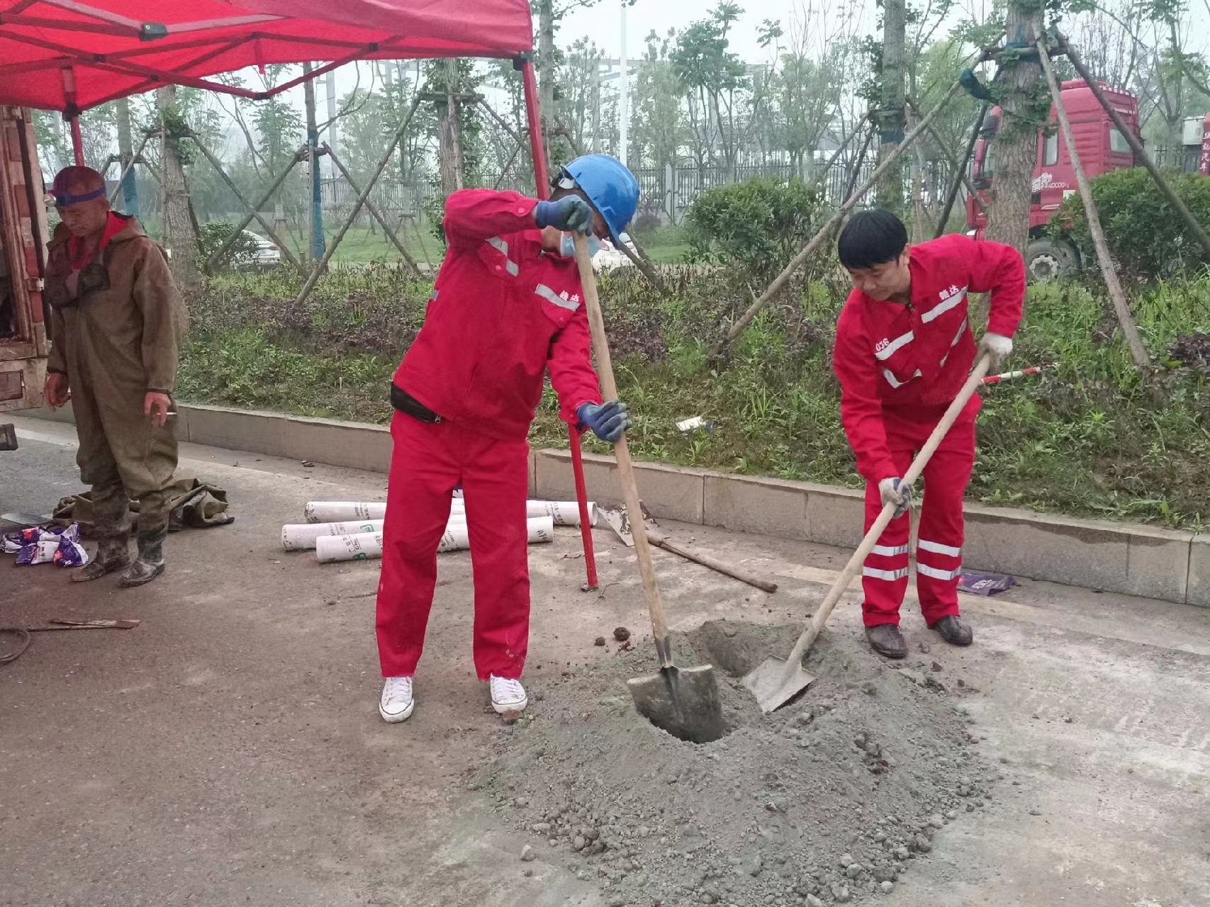 白山管道疏通哪家好】及时进行市政管道清淤
